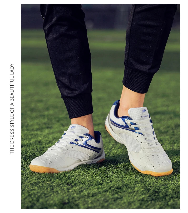 Quaor  Tenis for  Men and Women.